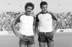 Roberto_Rivelino_from_left_and_right_Najeeb_Al_Imam_in_1979_Al-Hilal_Saudi_Arabia